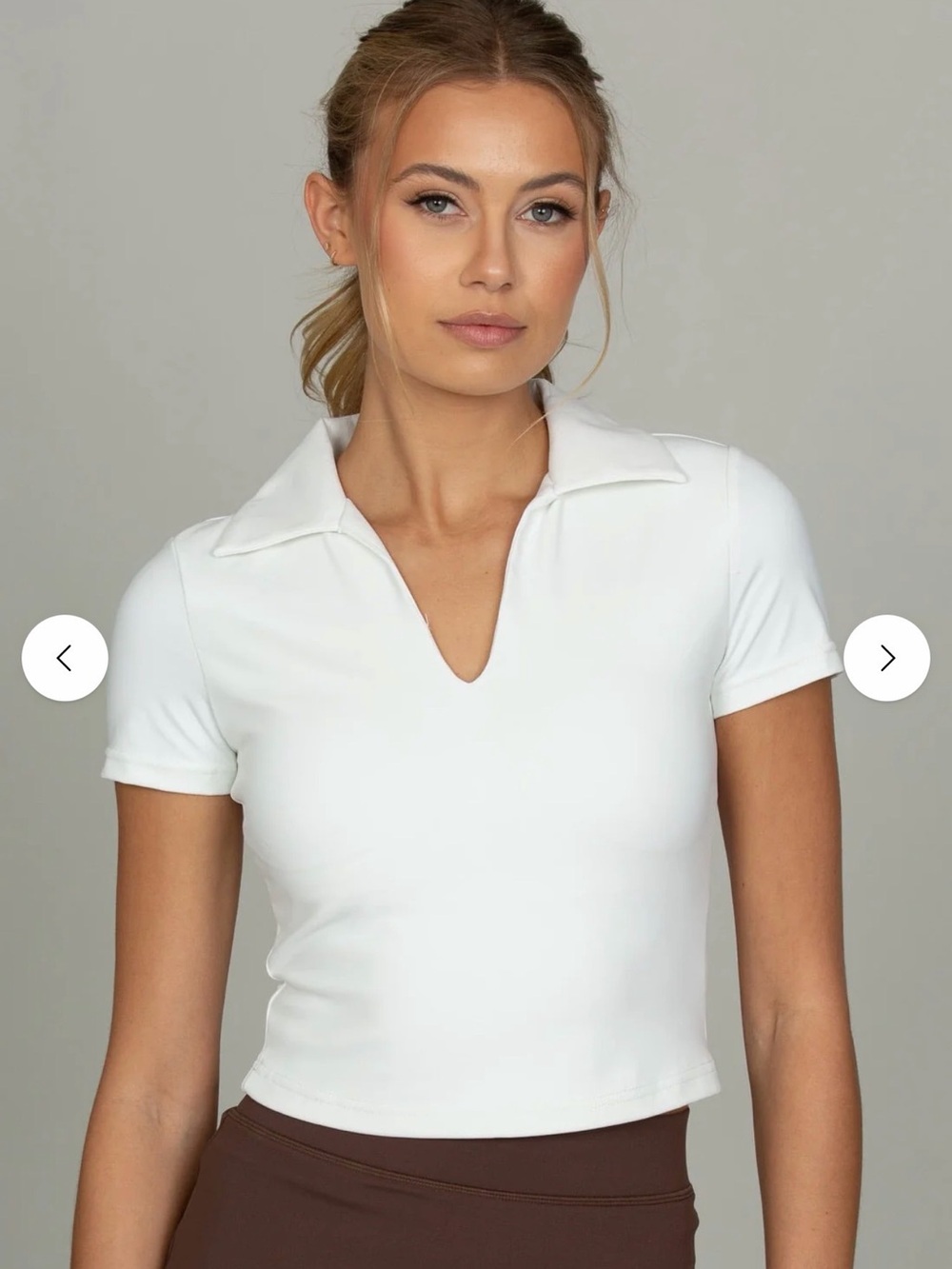 Cropped White Collared V‑Neck Short Sleeve Top
